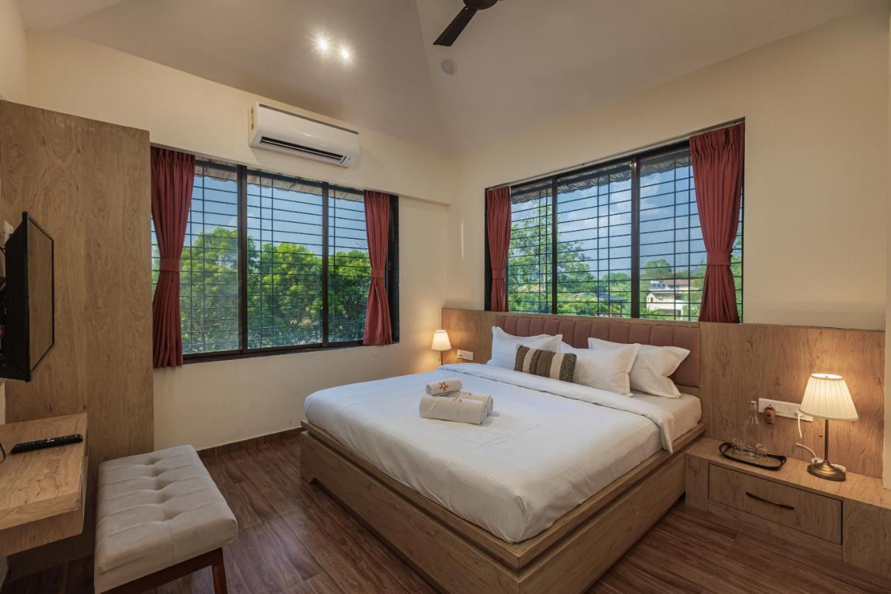 Saffronstays Riverfront Manor, 5-Bdr Pool Villa By Pej River Karjat Exterior photo